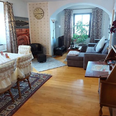 Schloss Weichs Zu Regensburg Mit 2Schlafzimmer Parkplatz Internet 75Qm Zentrum Exteriör bild