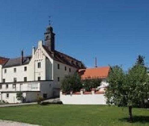 Schloss Weichs Zu Regensburg Mit 2Schlafzimmer Parkplatz Internet 75Qm Zentrum Exteriör bild