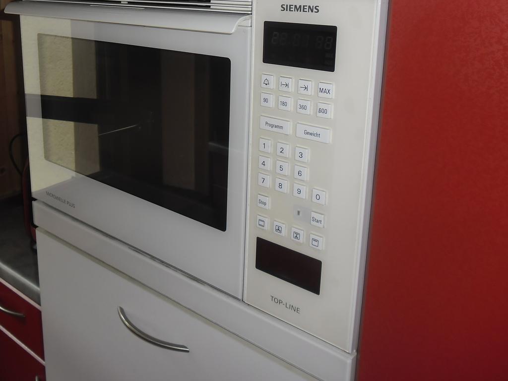 Schloss Weichs Zu Regensburg Mit 2Schlafzimmer Parkplatz Internet 75Qm Zentrum Exteriör bild
